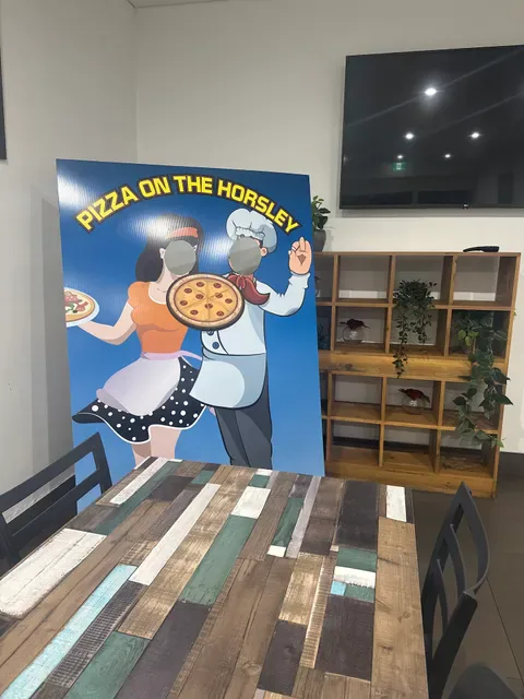 Pizza on the Horsley