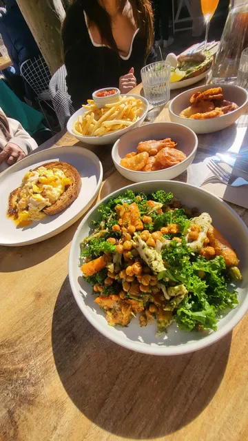Quick Brown Fox Eatery