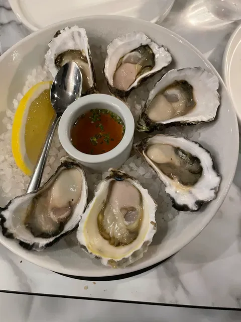 Quoi Dining Restaurant