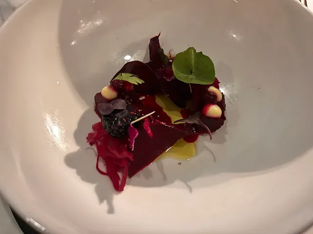 Quoi Dining Restaurant
