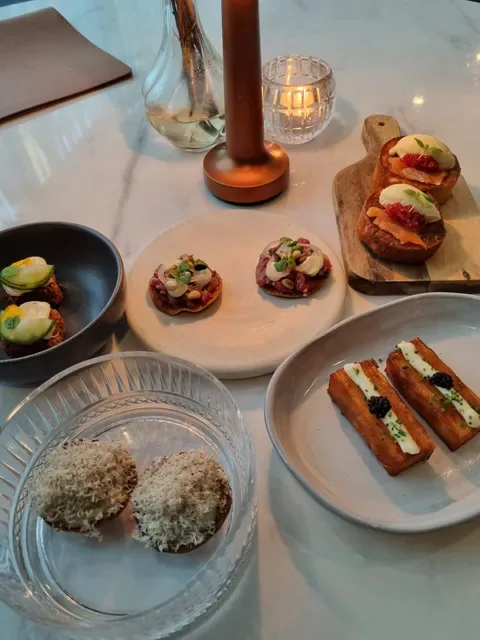 Quoi Dining Restaurant