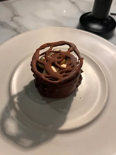Quoi Dining Restaurant