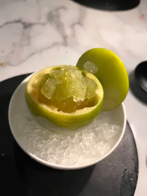 Quoi Dining Restaurant