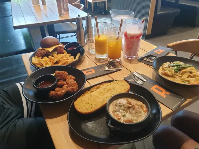 RASHAYS - Wetherill Park