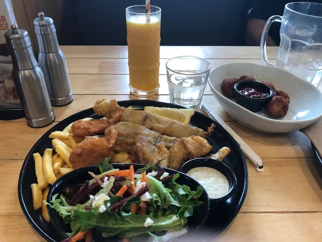 RASHAYS - Wetherill Park