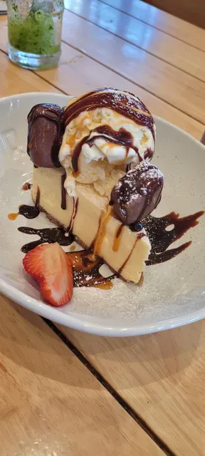 RASHAYS - Wetherill Park