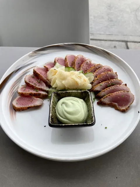 Raw Bar