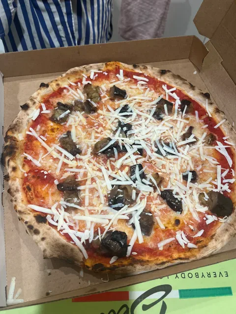 Ray's Pizza Ciao Belli