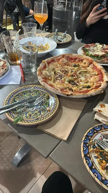 Ray's Pizza Ciao Belli