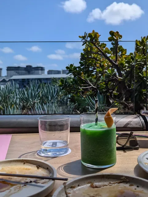 Rekodo Restaurant & Vinyl Bar