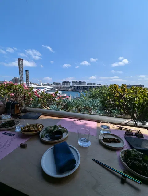 Rekodo Restaurant & Vinyl Bar