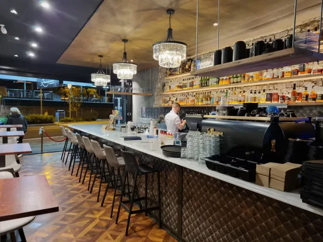 Reminiscence Restaurant, Italian, Tapas Cafe Wine & Whisky Bar