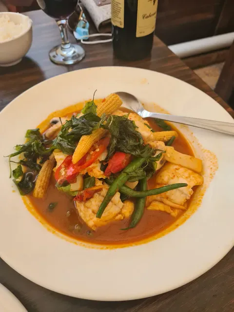 Rice and Lake Thai Restaurant