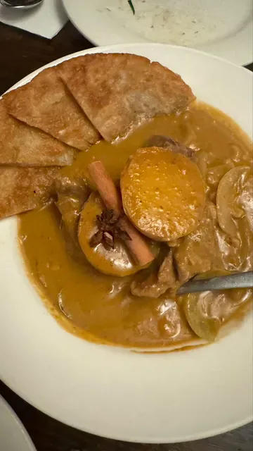 Rice and Lake Thai Restaurant