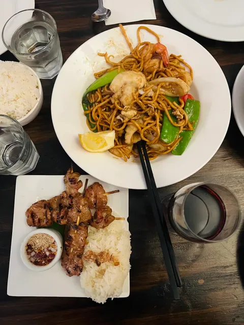 Rice and Lake Thai Restaurant