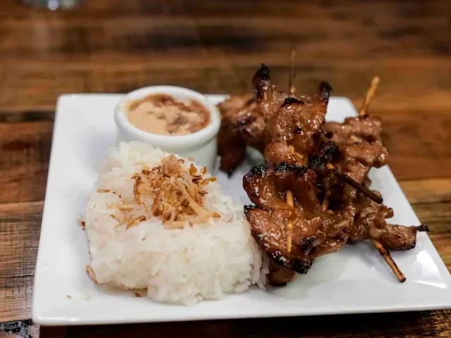 Rice and Lake Thai Restaurant