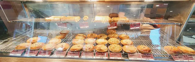 Romeo's Pie Cafe