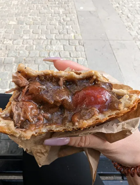 Romeo's Pie Cafe