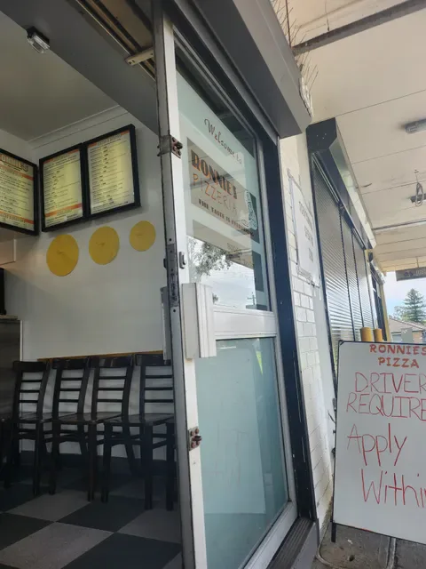 Ronnie's Pizza