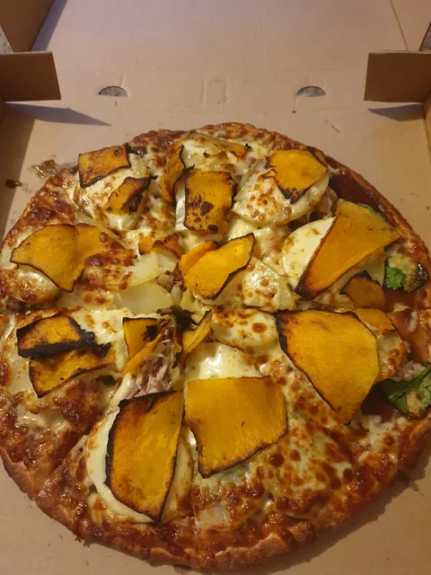 Ronnie's Pizza