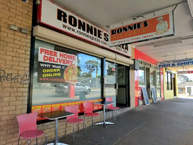 Ronnie's Pizza