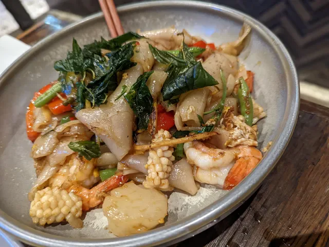 Ros Niyom Thai Restaurant and Bar (Kirrawee)