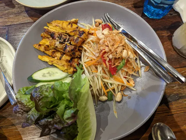 Ros Niyom Thai Restaurant and Bar (Kirrawee)
