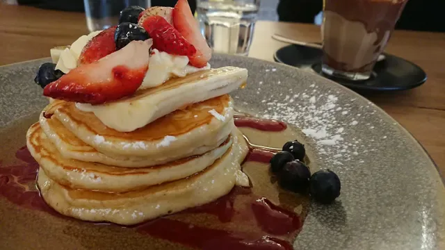 Roseberry Street Cafe