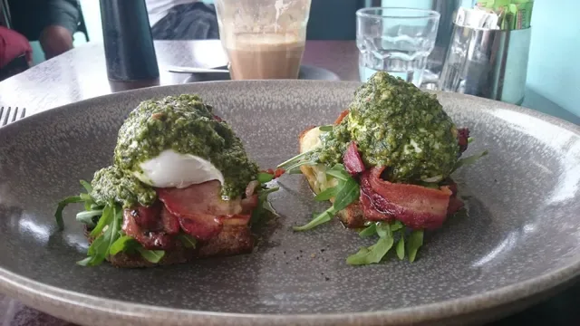 Roseberry Street Cafe