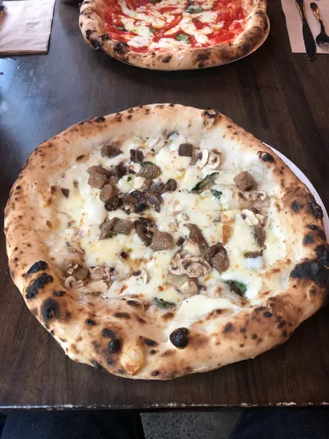 Rosso Antico Pizza Bar