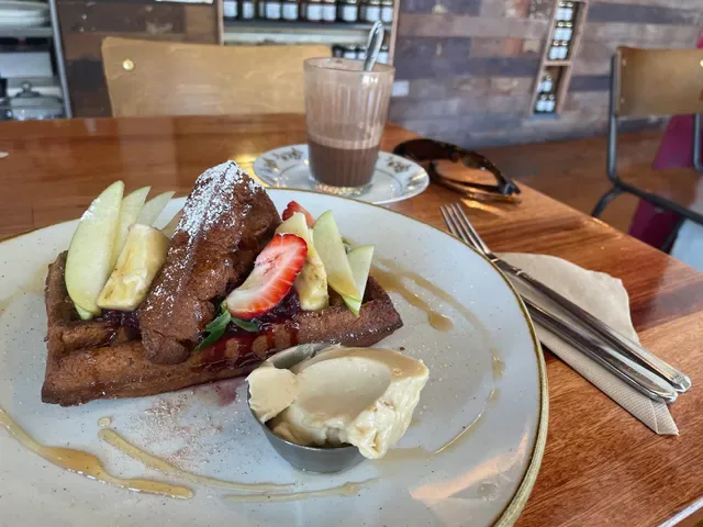 Celeste Cafe & Restaurant