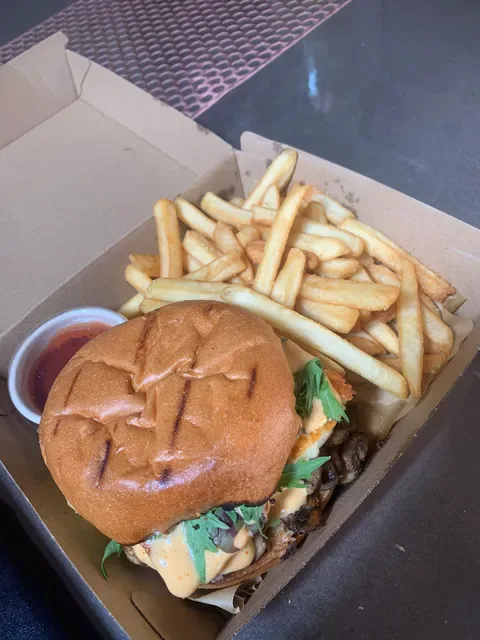 SALT Cafe Dural