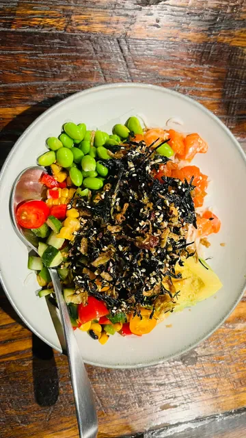 Salmon & Bear - Crows Nest