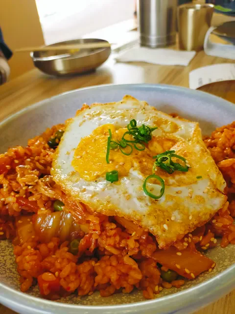Sanwiye Korean Restaurant.