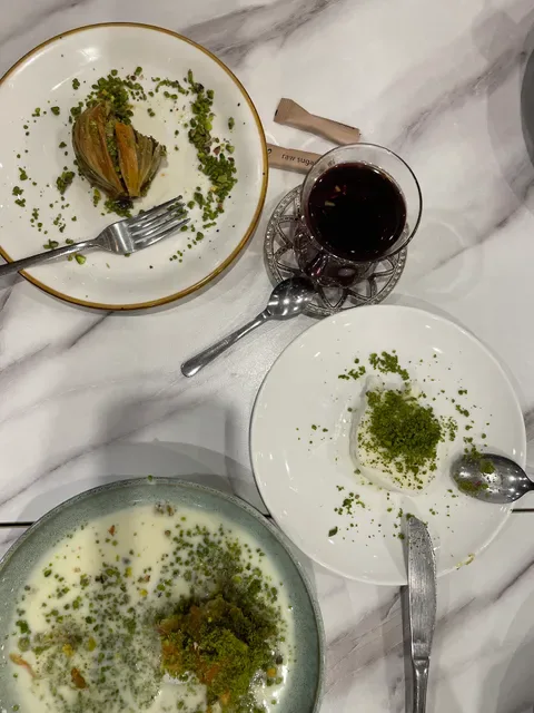Saray Sweets