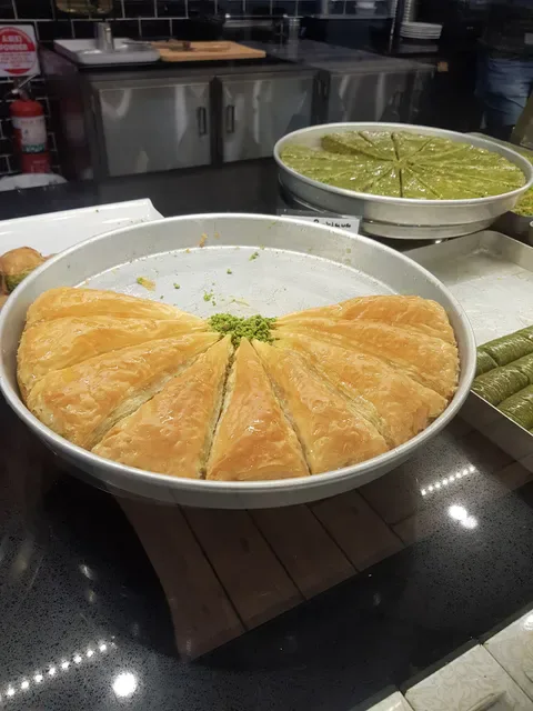 Saray Sweets
