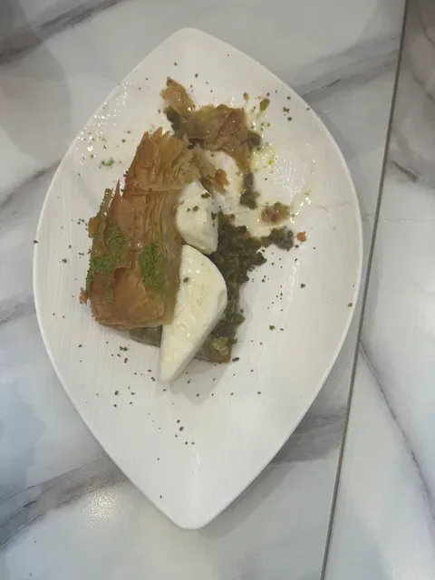 Saray Sweets