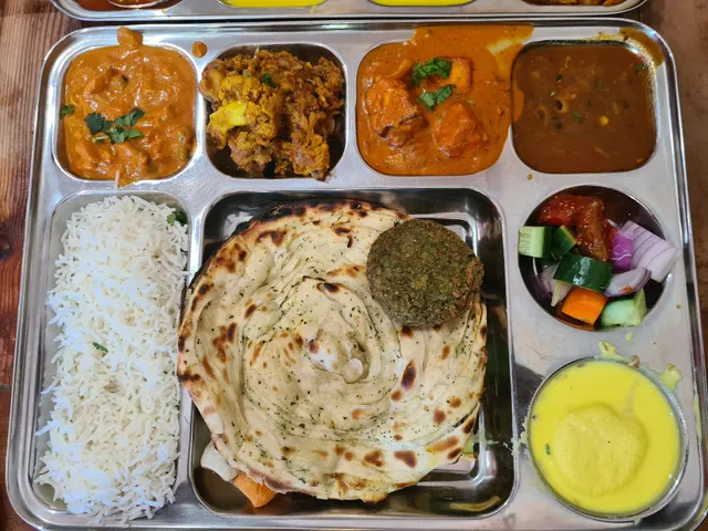 Savariya - Pure Vegetarian Eatery
