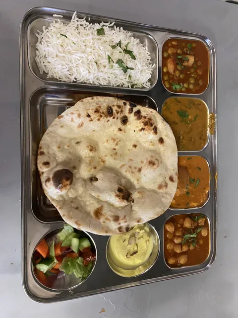 Savariya - Pure Vegetarian Eatery