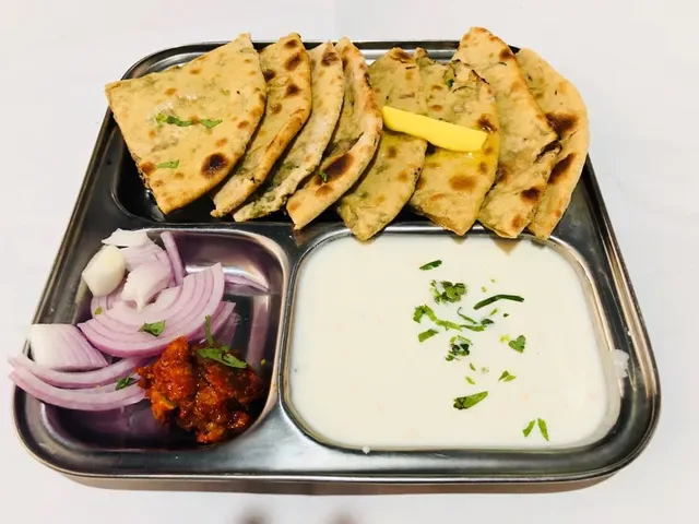 Savariya - Pure Vegetarian Eatery