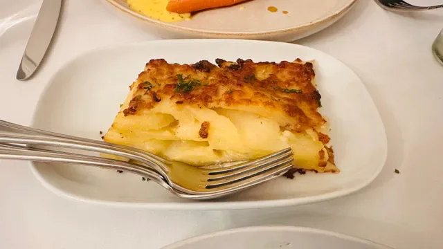 Saveur Restaurant