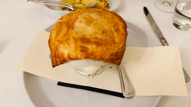 Saveur Restaurant