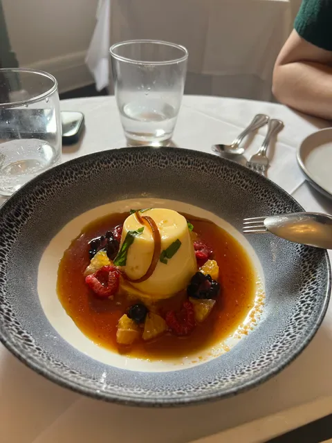 Saveur Restaurant