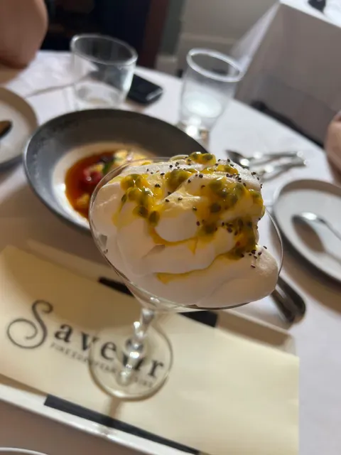 Saveur Restaurant