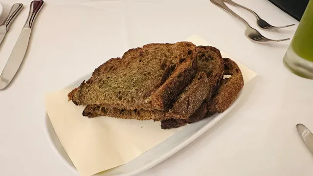 Saveur Restaurant