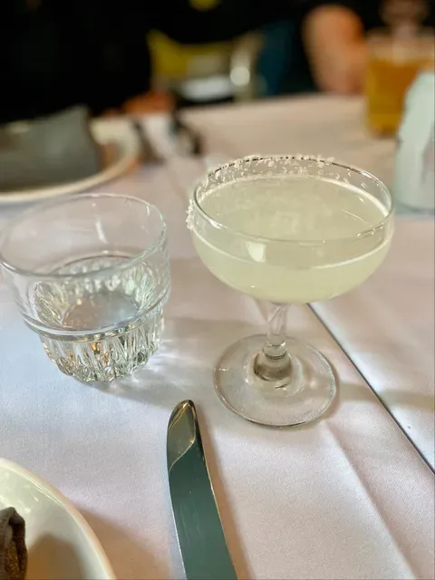 Sella Vinoteca