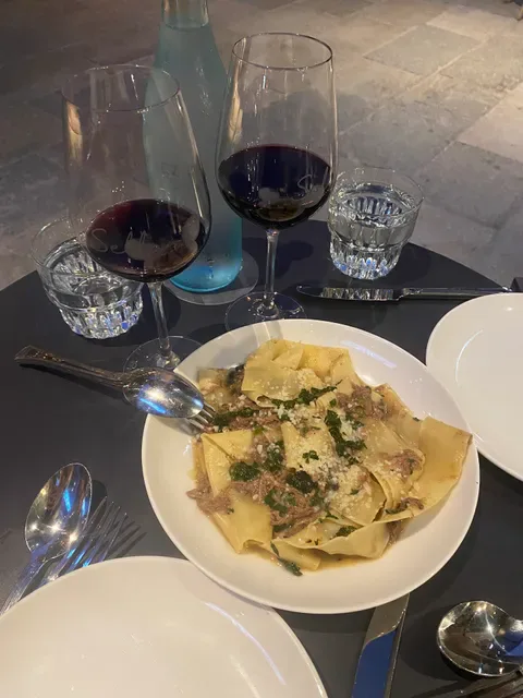 Sella Vinoteca