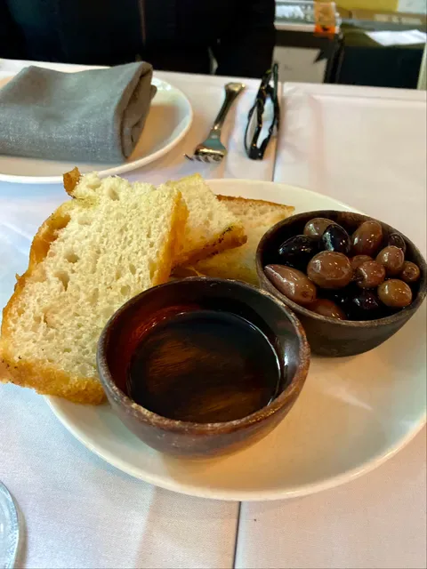 Sella Vinoteca