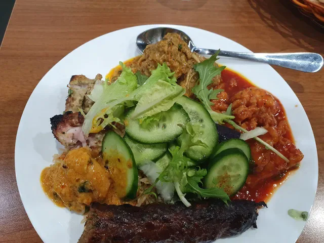 Shaahi Lounge