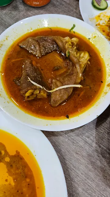 Shaahi Lounge